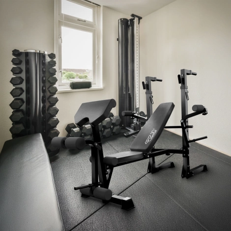 Ławeczka treningowa do ćwiczeń ze stojakiem ULTRA