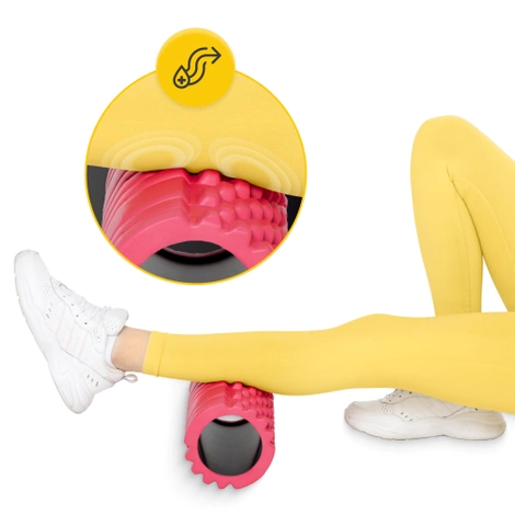 Wałek do masażu z wypustkami EVA 33 cm różowy