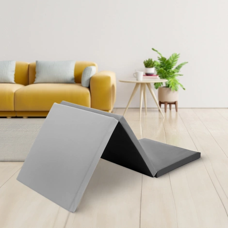 Materac gimnastyczny do ćwiczeń składany szary