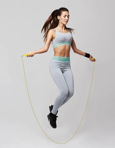 Skakanka z metalowymi łożyskami STANDARD+ żółta